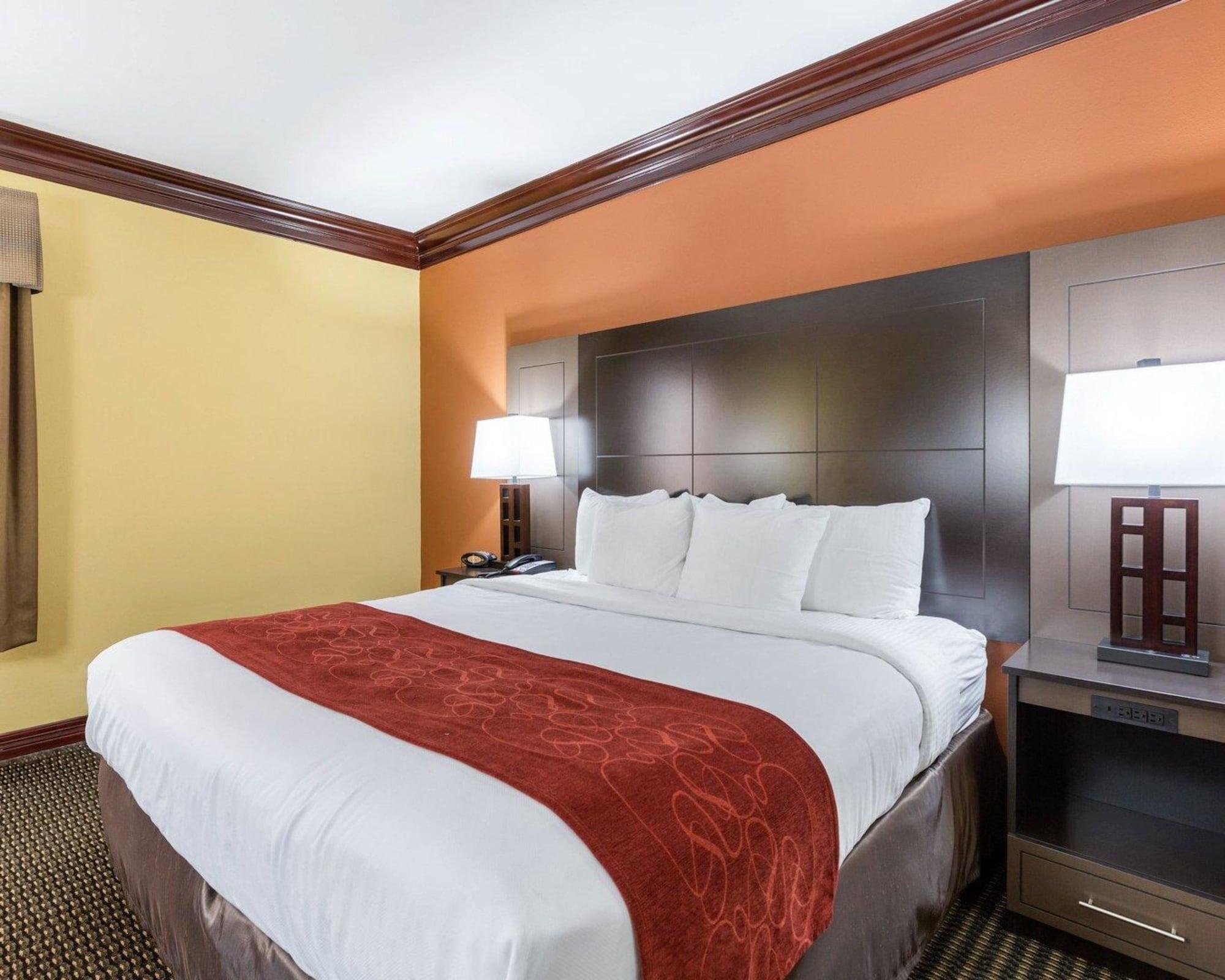 Comfort Suites Lake Jackson Clute Екстер'єр фото
