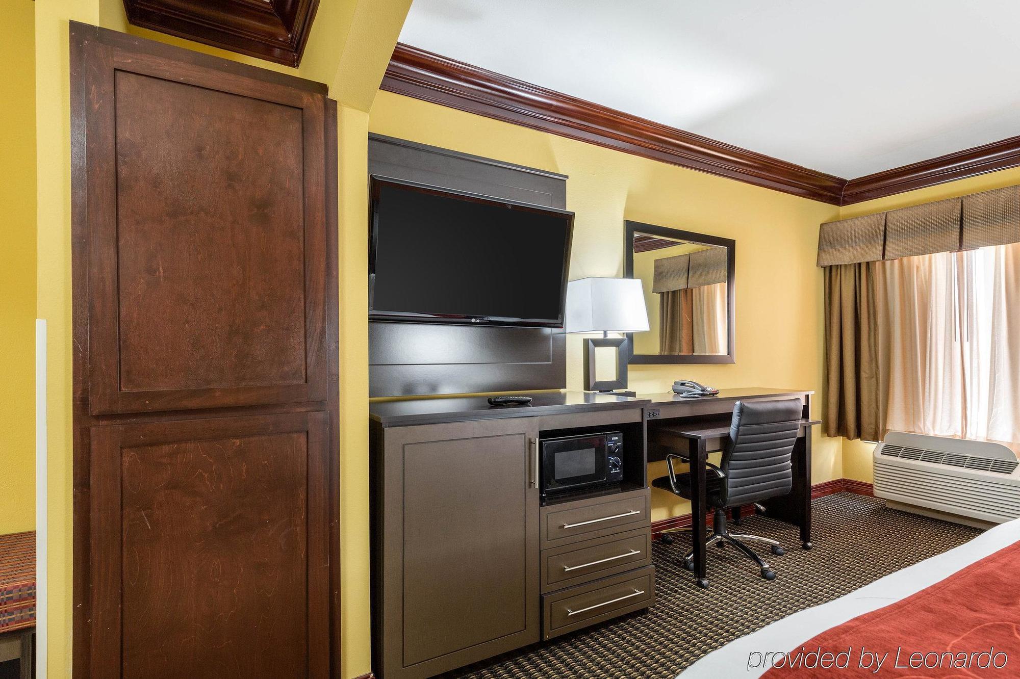 Comfort Suites Lake Jackson Clute Екстер'єр фото