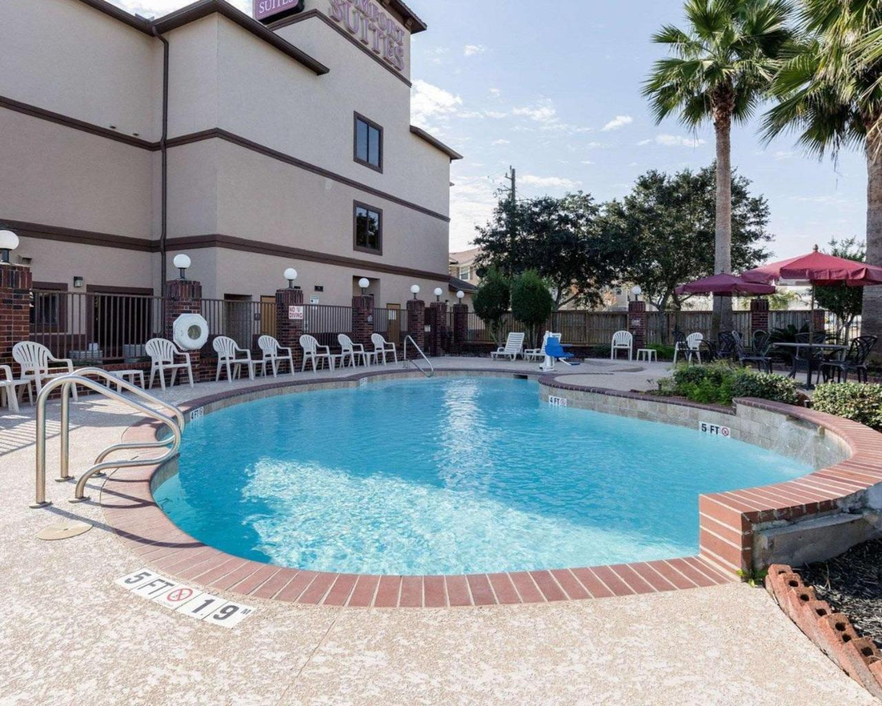 Comfort Suites Lake Jackson Clute Екстер'єр фото
