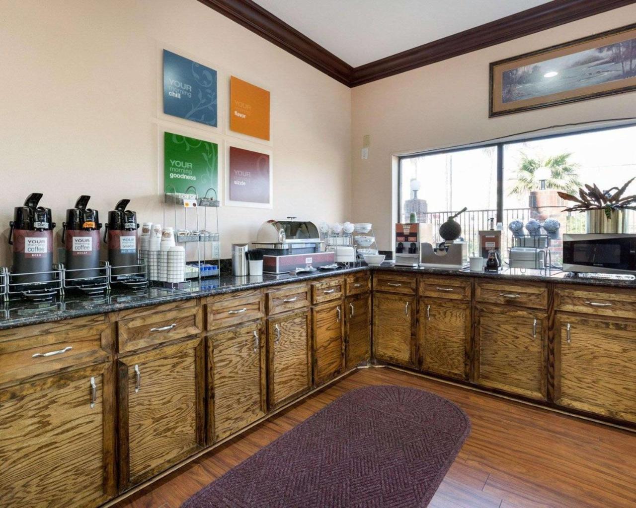 Comfort Suites Lake Jackson Clute Екстер'єр фото